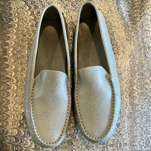 Tod’s Leather Driving Shoes- Luxury!